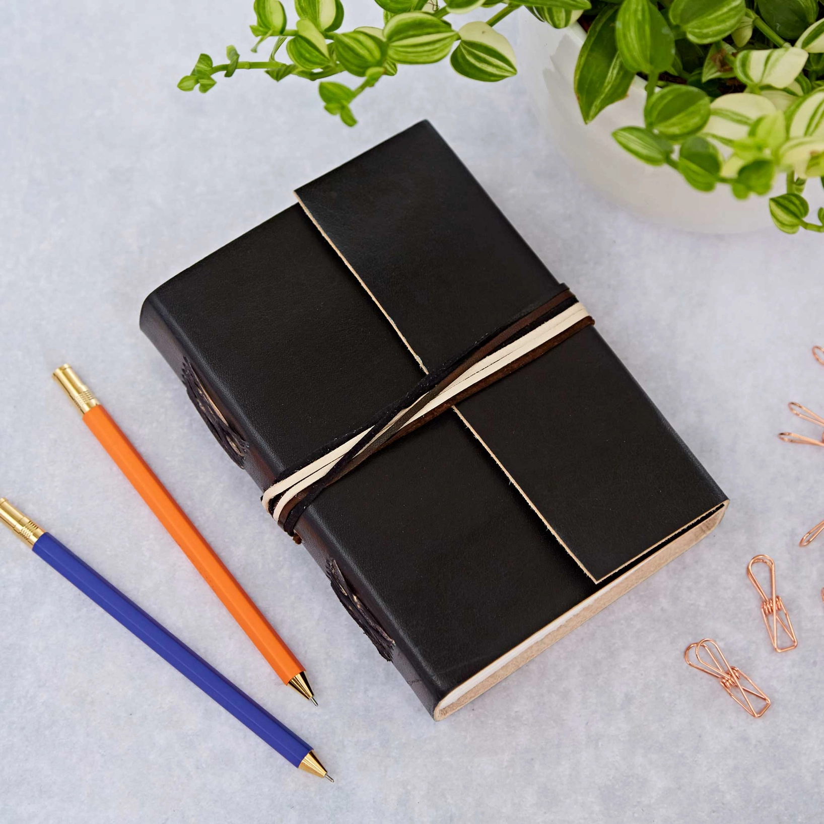 Coloured Leather Journal - Leather String Bound Notebook (Black)